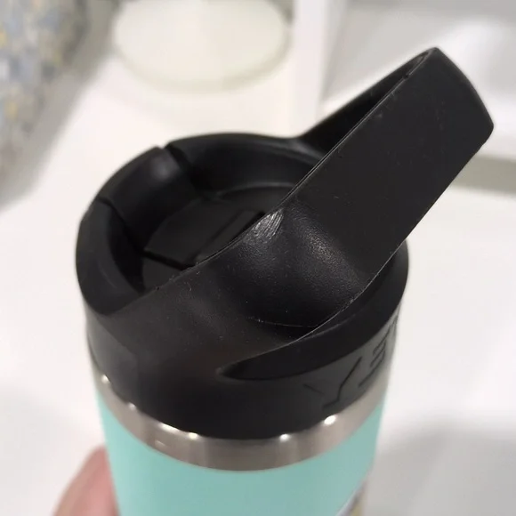 YETI Rambler 18 oz Seafoam BPA Free Bottle with Straw Cap - Picture 4 of 7